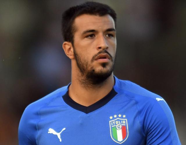 凭借着他在 凭借着他在